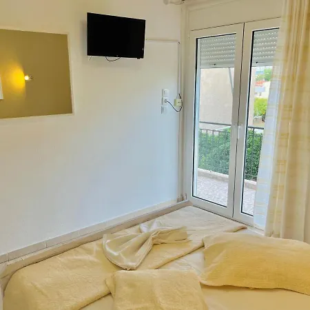 Aparthotel Diana *